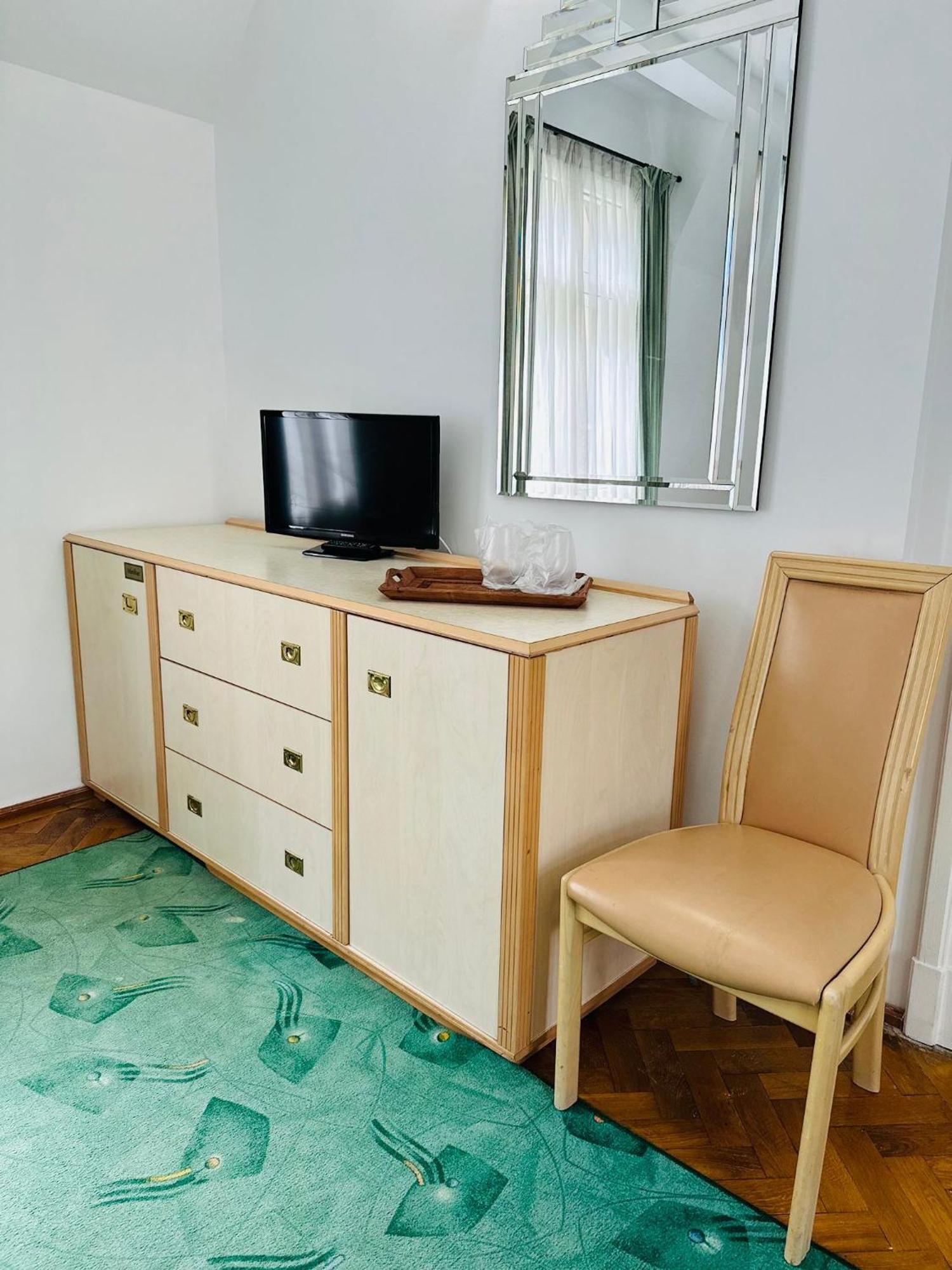 Rapsodia Sinaia Bed & Breakfast Екстериор снимка