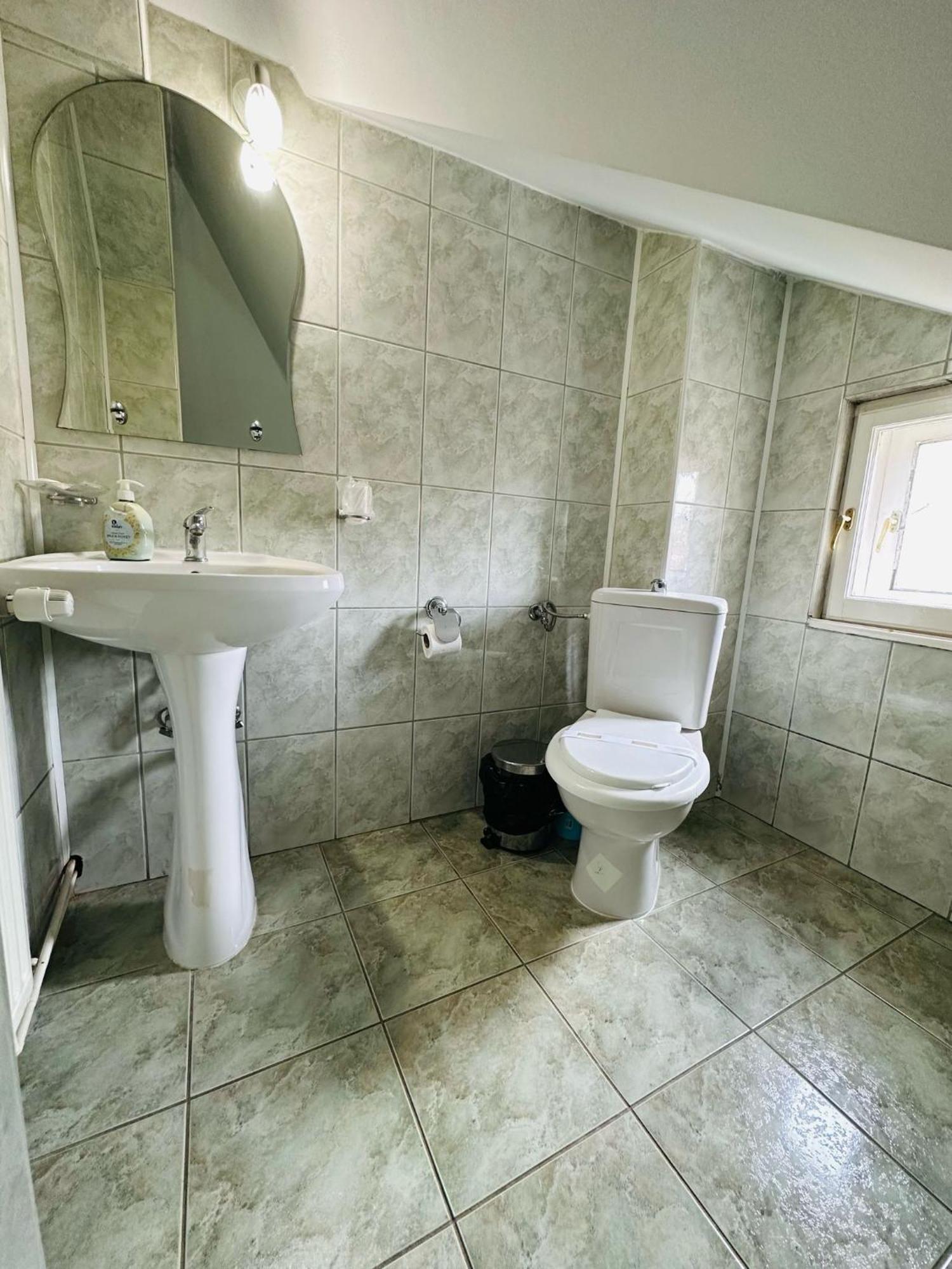 Rapsodia Sinaia Bed & Breakfast Екстериор снимка