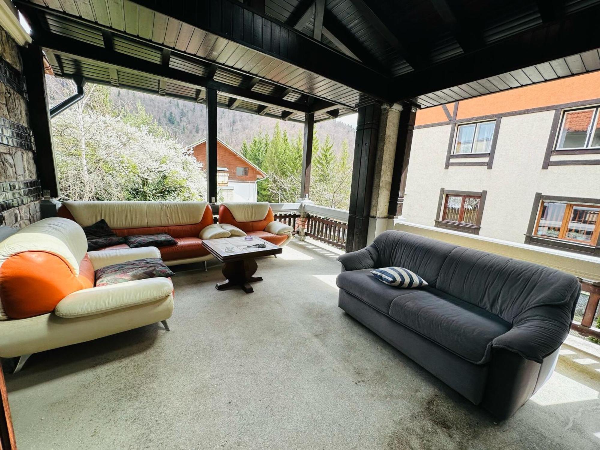 Rapsodia Sinaia Bed & Breakfast Екстериор снимка