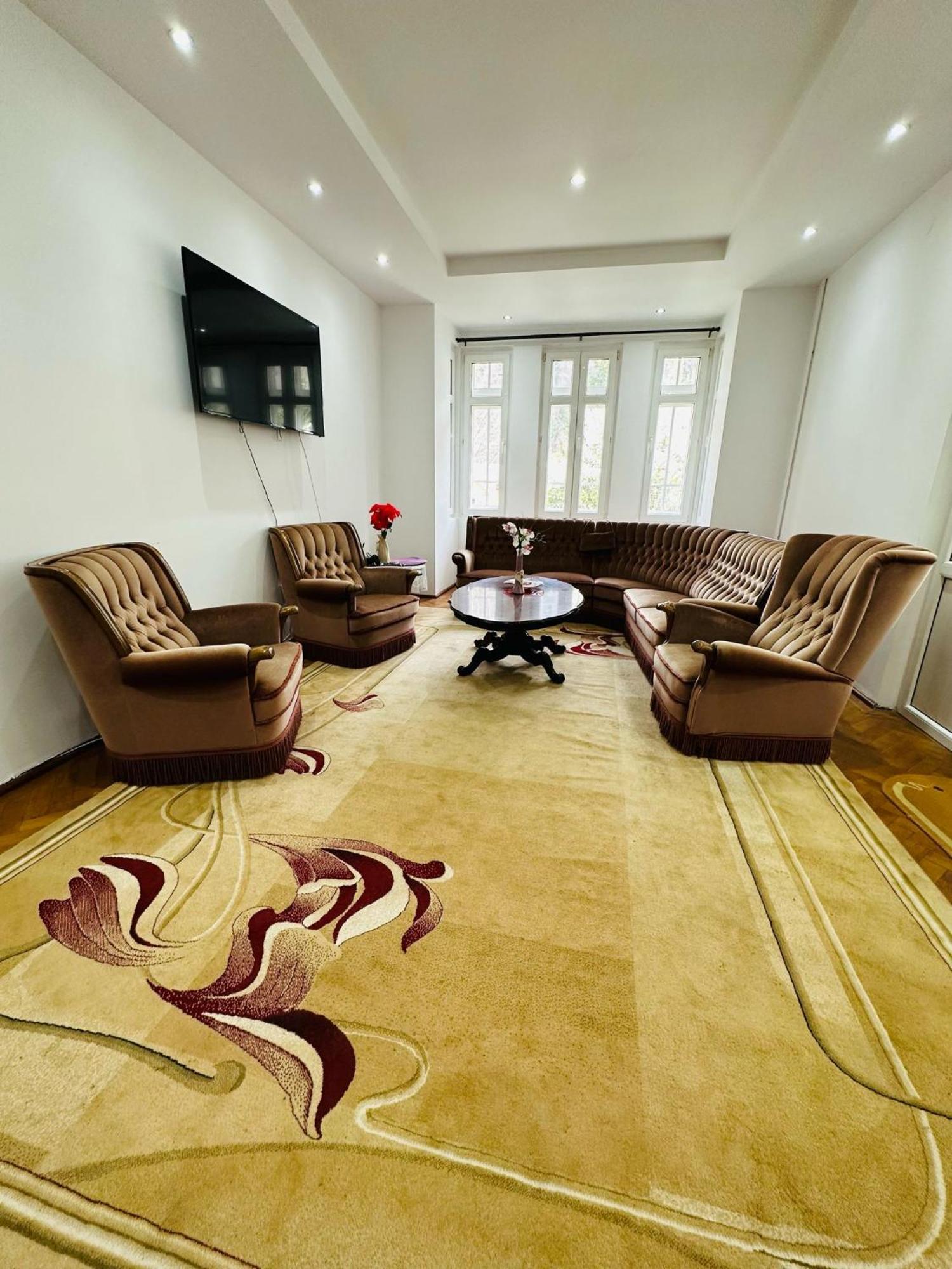 Rapsodia Sinaia Bed & Breakfast Екстериор снимка
